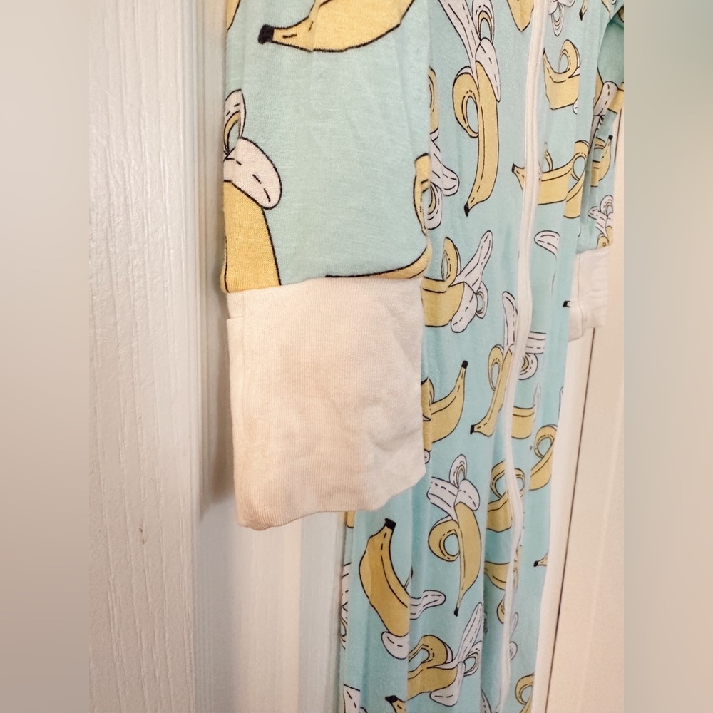 Banana Little Sleepies Zippy - Picture 5 of 5
